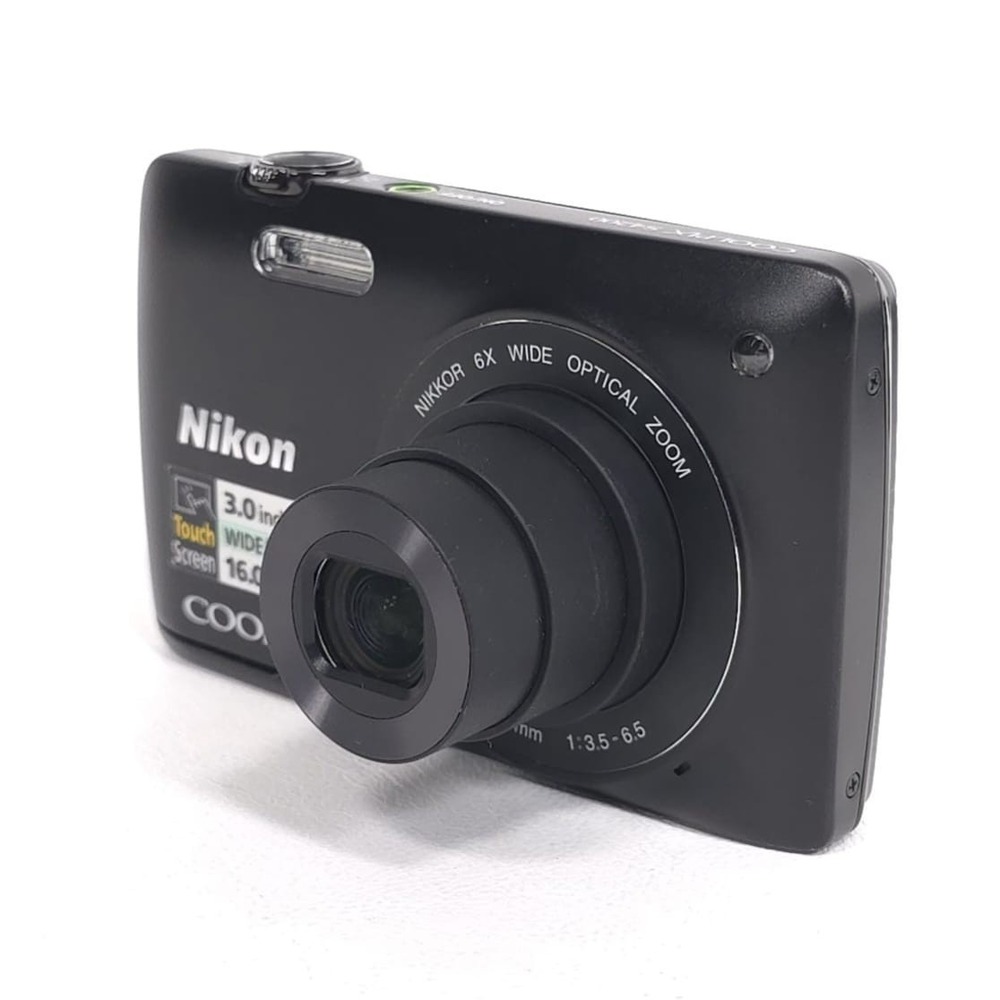 NIKON COOLPIX S4200 Black 16MP 6X Zoom Touchscreen Digital Camera Bundle Tested